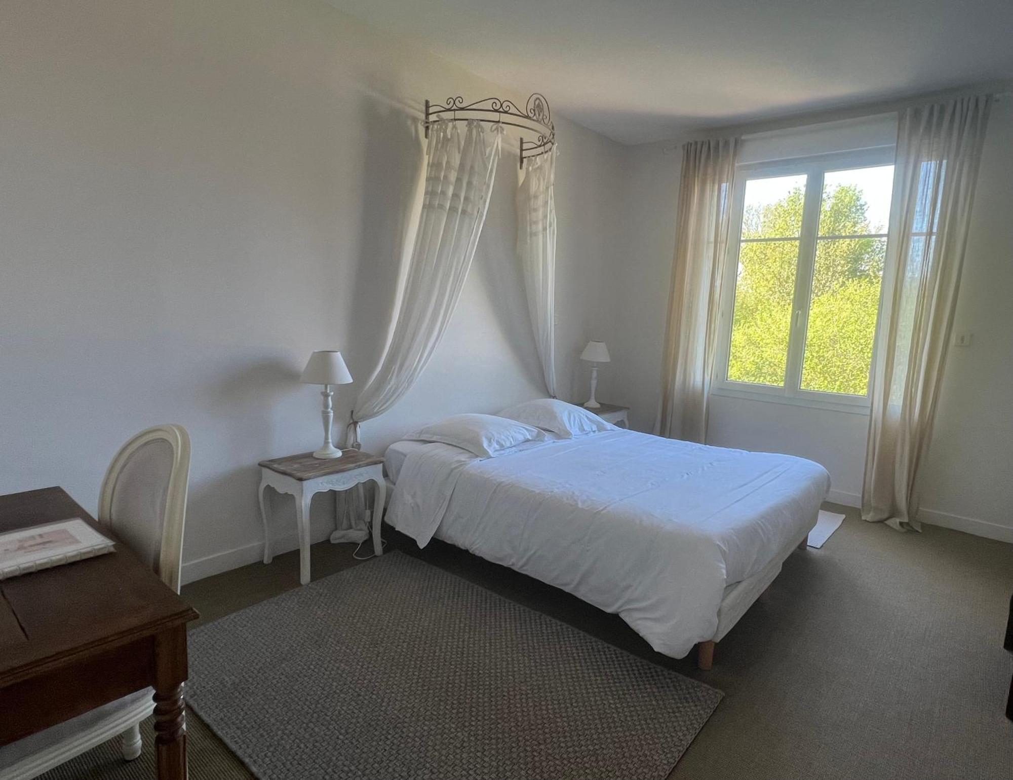 La Villa Camille La Creche Eksteriør bilde